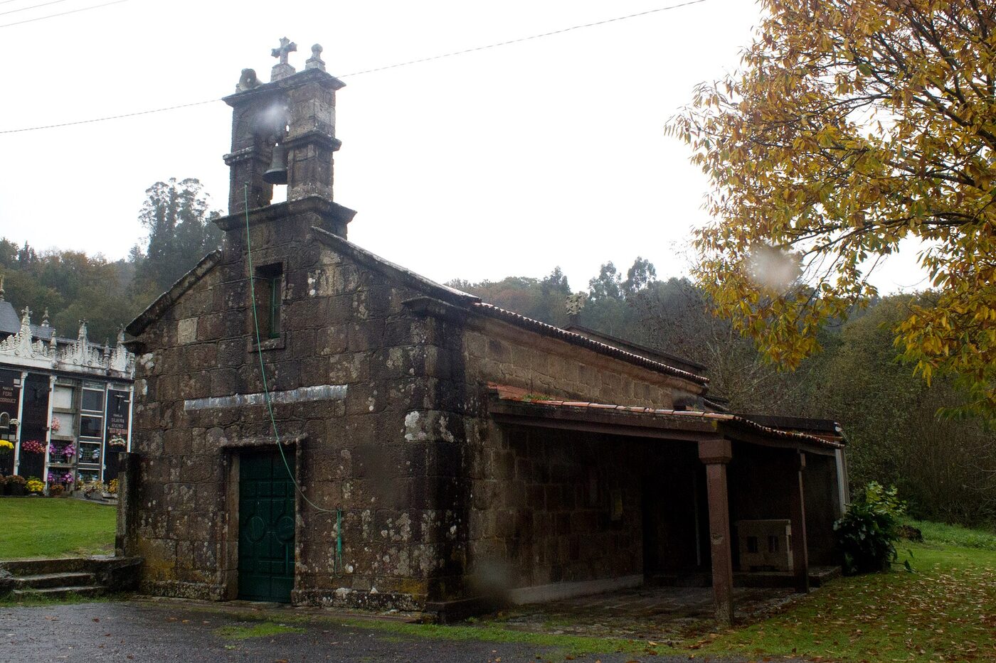 Igrexa de Santo André de Meirama en Cerceda