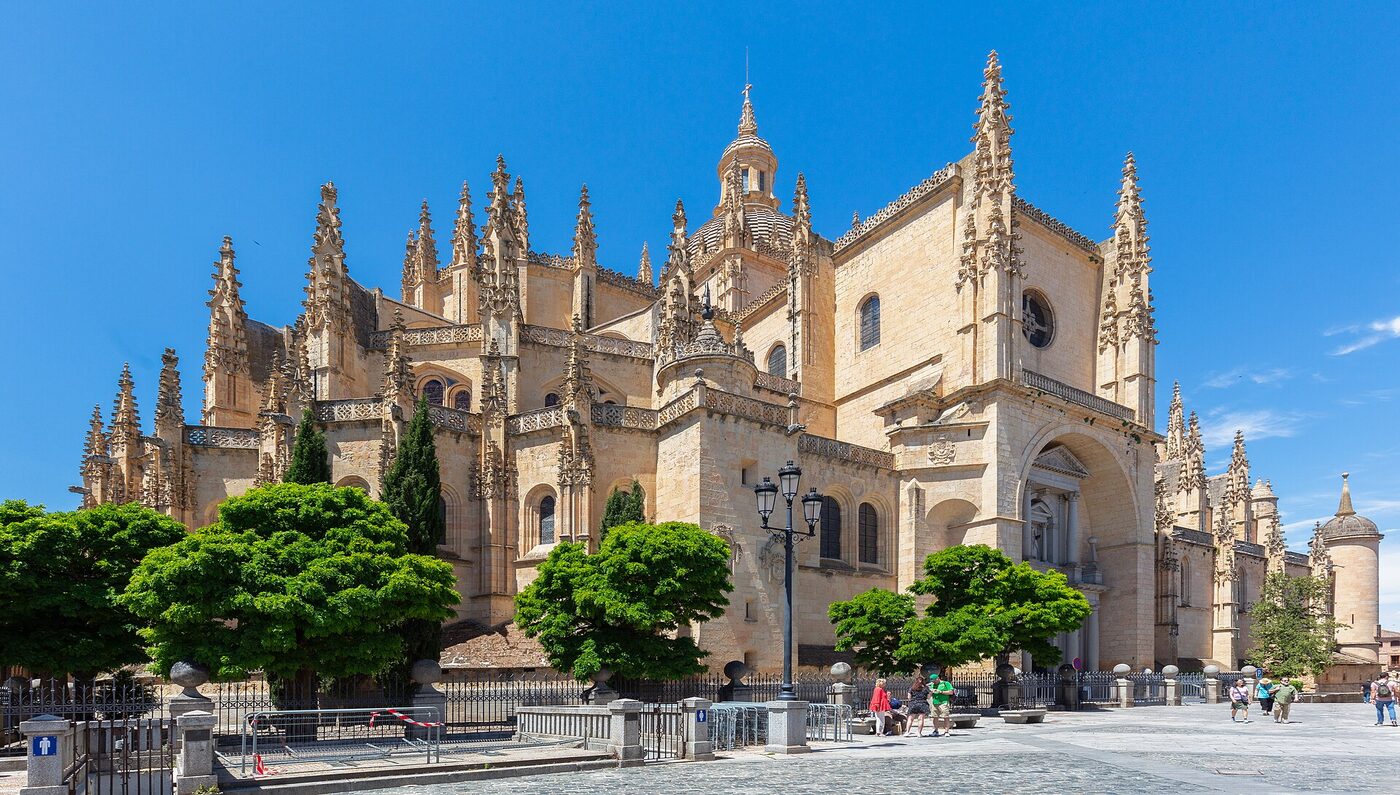 Catedral de Segovia en Navas de San Antonio