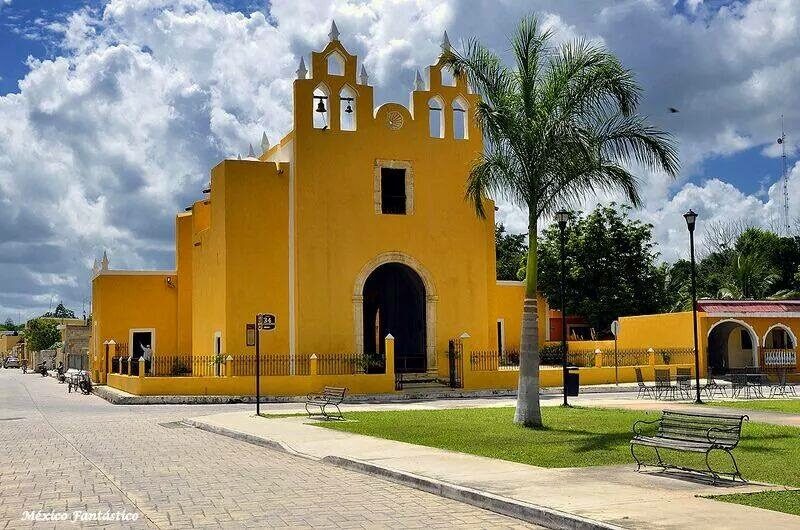 Iglesia "Remedios" en Izamal