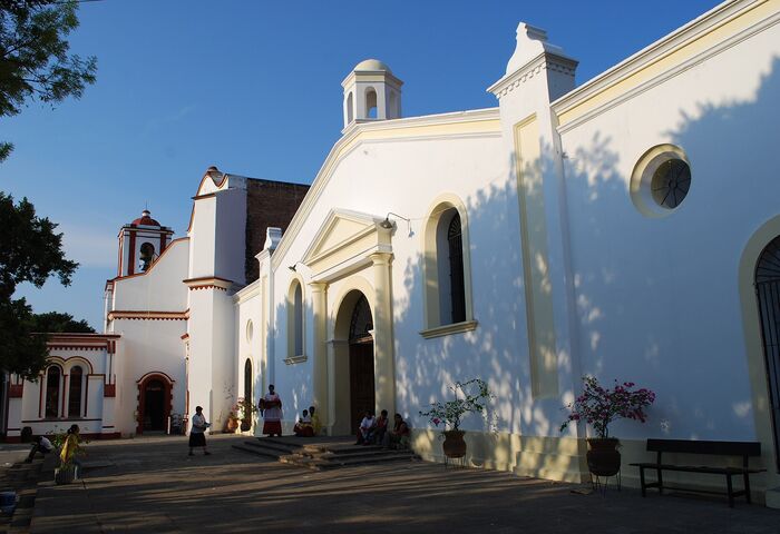 Catedral de Tehuantepec (San Pedro y San Pablo)