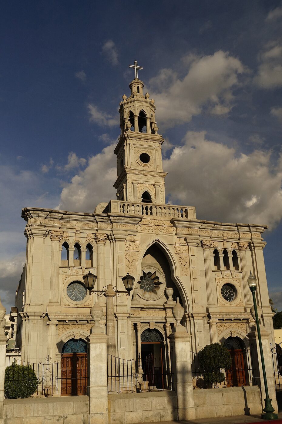 Parroquia Nuestra Señora del Carmen en Hermosillo
